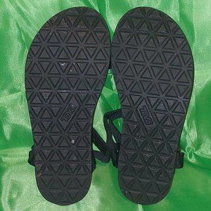 Teva Midform Universal Sandals New size 7